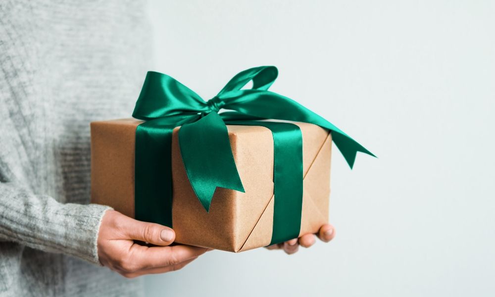 10 More Great Reasons To Give A Gift